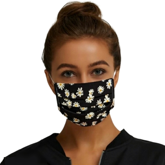 Brand New Accessories - ● Daisy Print Face Mask